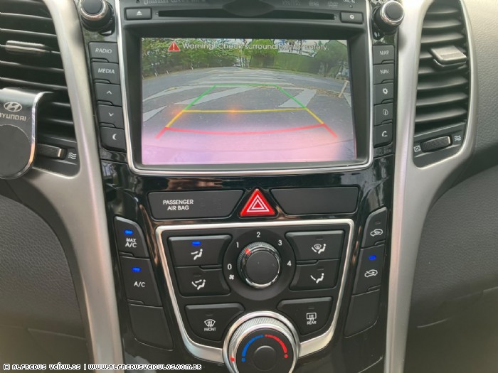 Hyundai I30 1.8 C/ TETO SOLAR 2015/2016